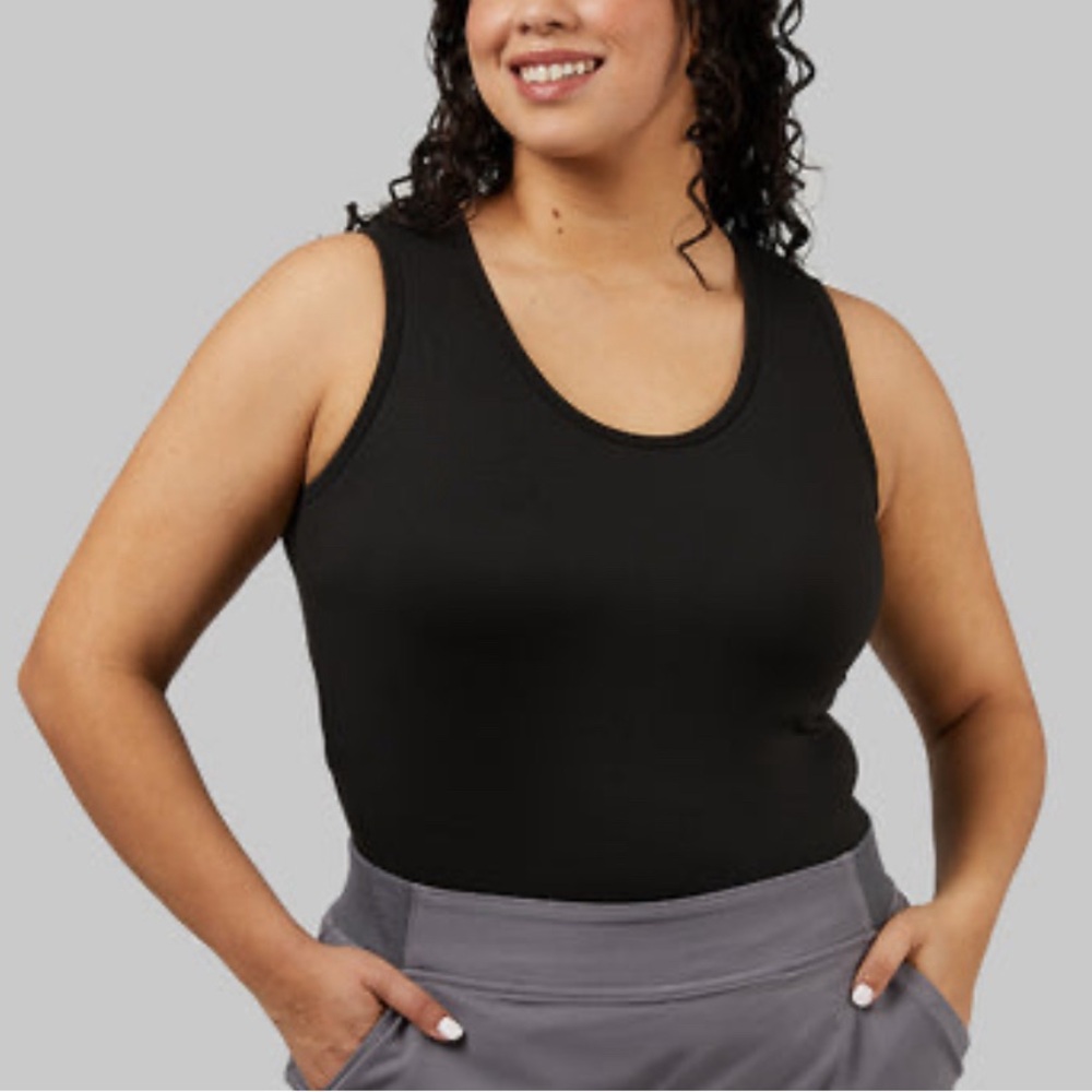 NWT 32 Degrees athletic tank with shelf bra, Size XXL